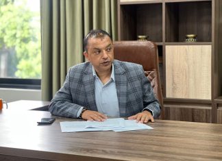 एमाले–नेकपा सहमतिपछि गगनले आफ्ना मुख्यमन्त्री र प्रदेश सभापतिलाई पार्टी कार्यालय बोलाए