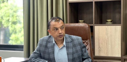 एमाले–नेकपा सहमतिपछि गगनले आफ्ना मुख्यमन्त्री र प्रदेश सभापतिलाई पार्टी कार्यालय बोलाए