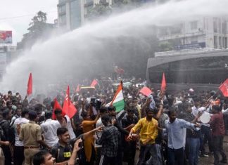 कक्रोच पार्टीको ‘संसद् मार्च’ ले गर्माएको भारतीय राजनीति